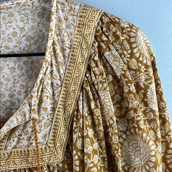 Old Navy Bohemian Floral Blouse Size S - Picture 2 of 8